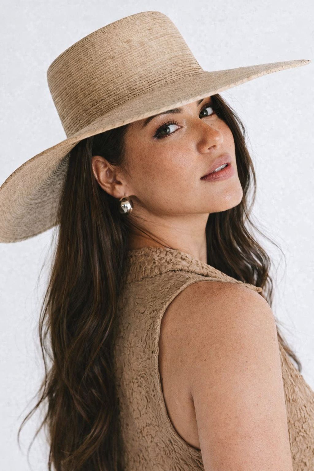 Pamela  Palm Straw